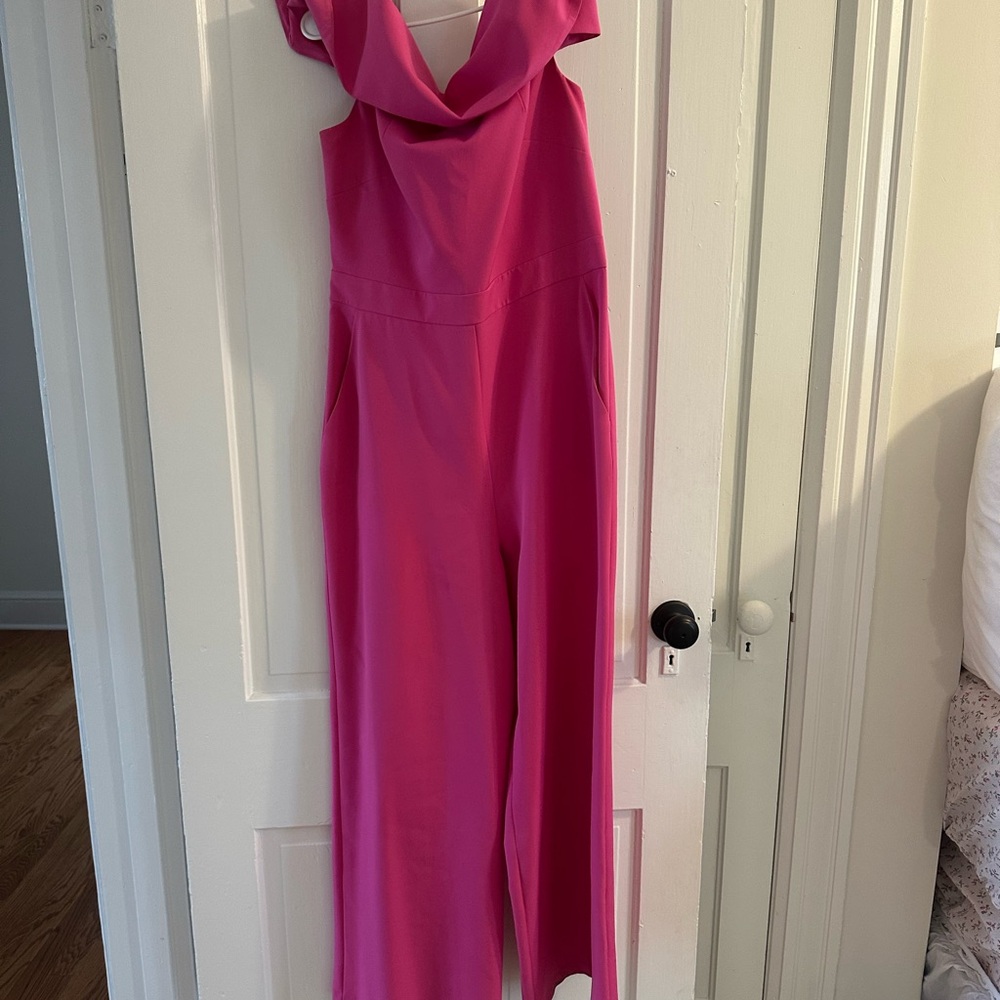 Elegant Pink Jumpsuit Vince Camino